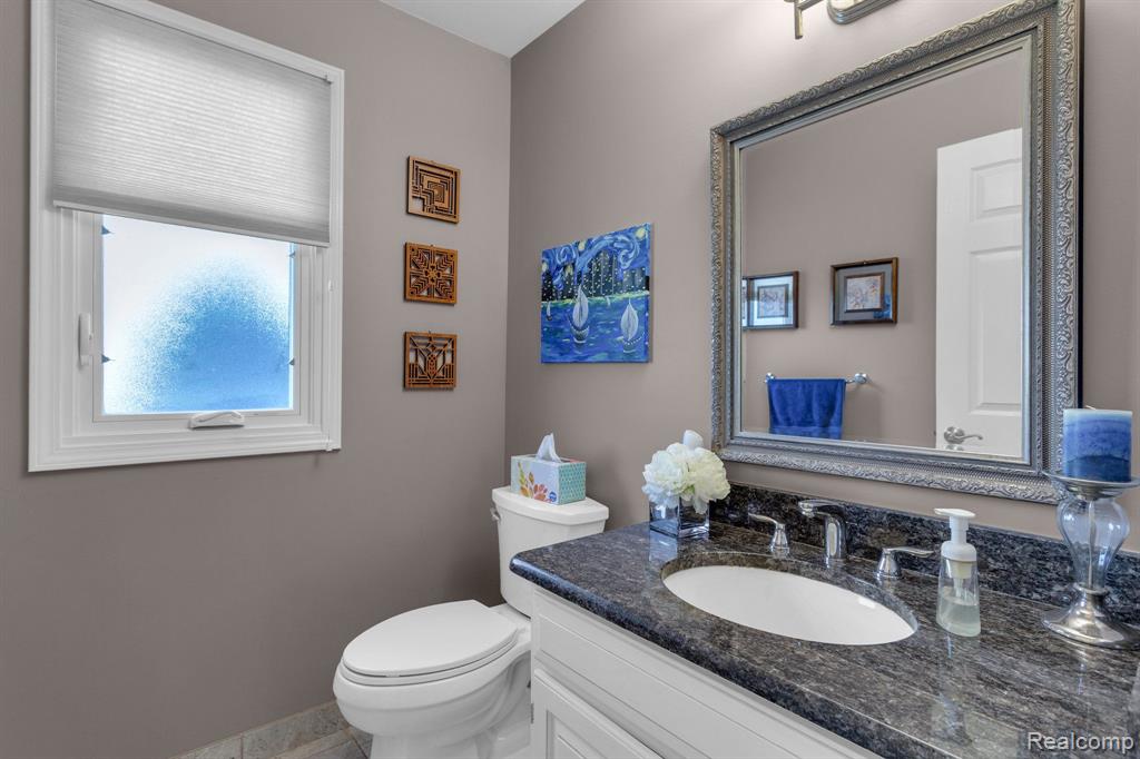 48089 Sonny Drive, Macomb, MI 48044 — Photo 16