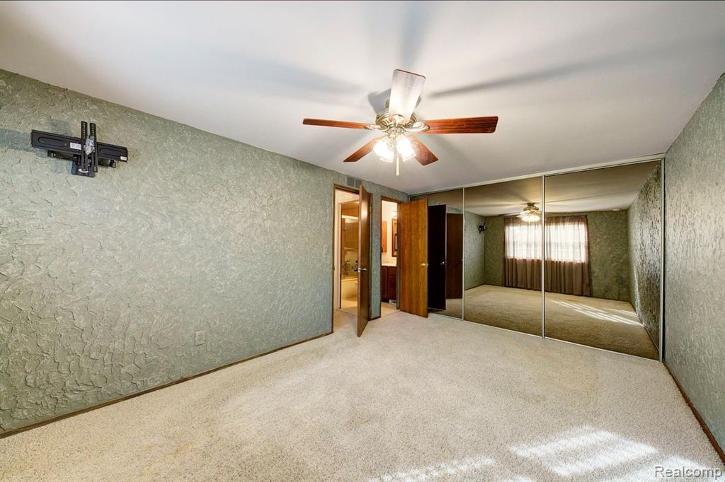 20832 E Glen Haven Circle, Northville, MI 48167 — Photo 14