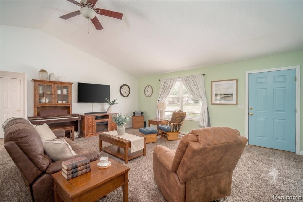 5075 Tacora Trail, Bridgeport, MI 48722 — Photo 3