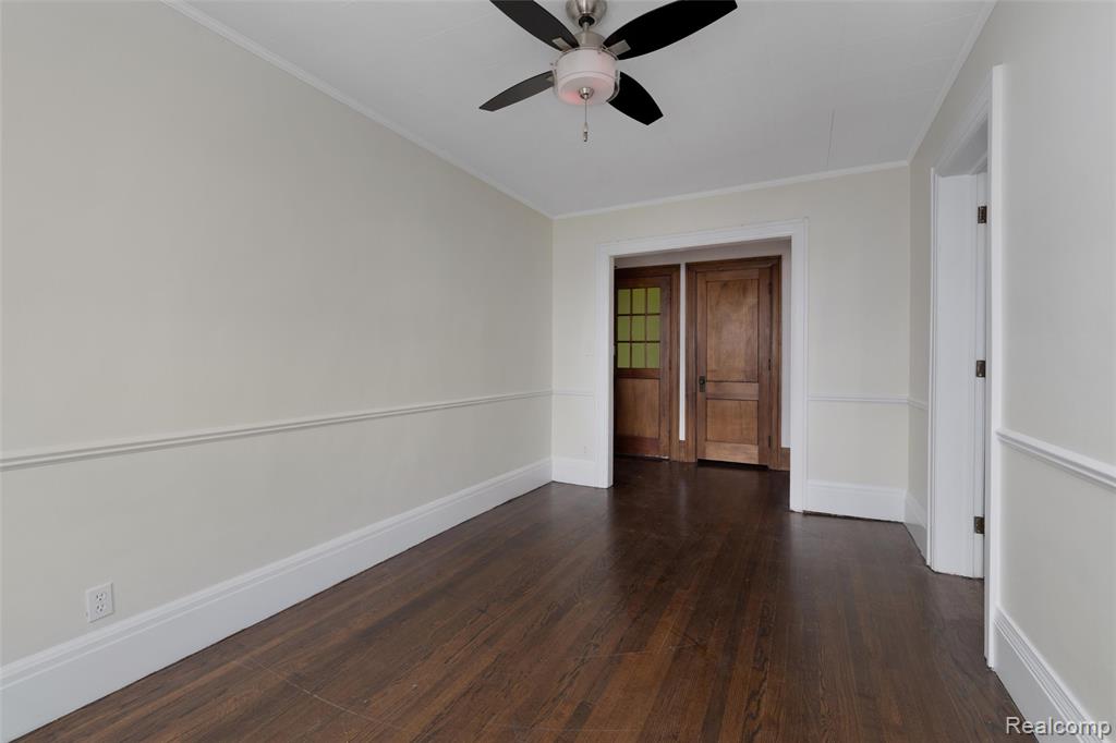 29128 Jefferson Avenue, Saint Clair Shores, MI 48081 — Photo 9