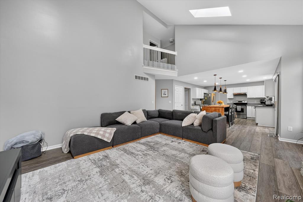 1029 White Trail, Wixom, MI 48393 — Photo 18