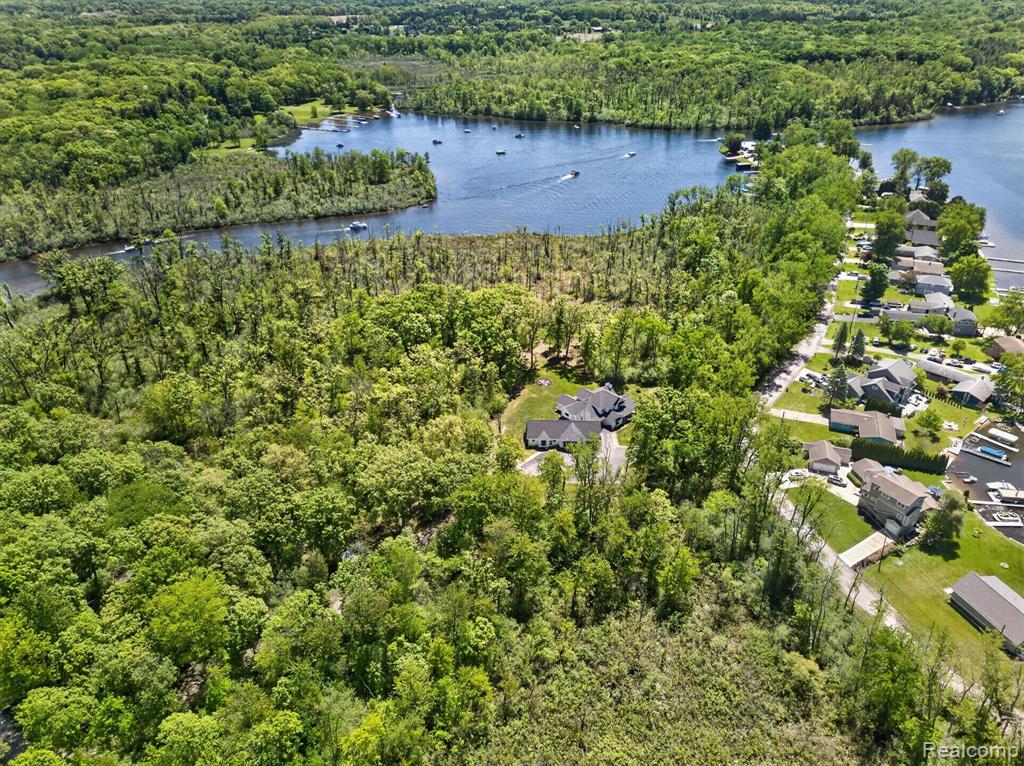 3483 Windwheel Point Drive, Pinckney, MI 48169 — Photo 97