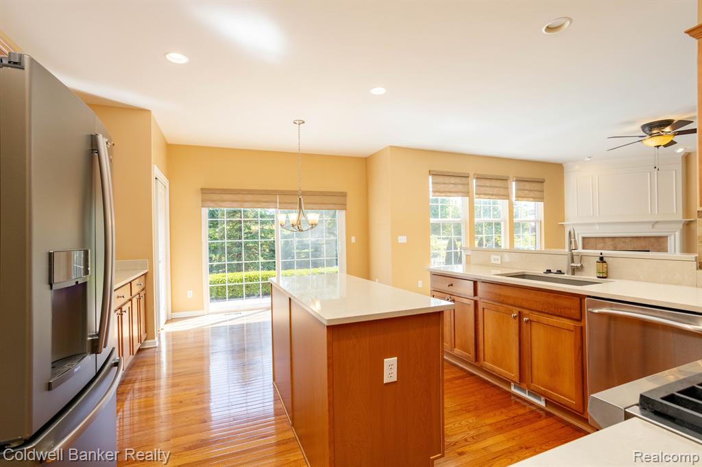 50154 BLACK HORSE Lane SW, Canton, MI 48188 — Photo 15