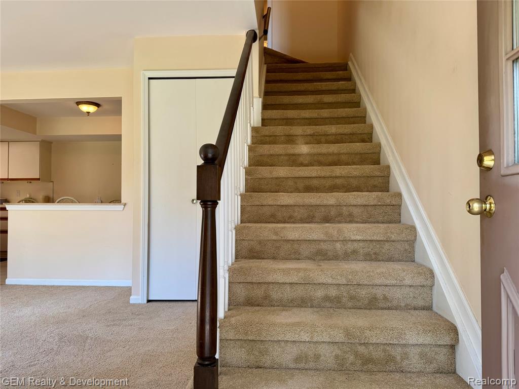 42246 Toddmark Lane, Clinton Twp, MI 48038 — Photo 8