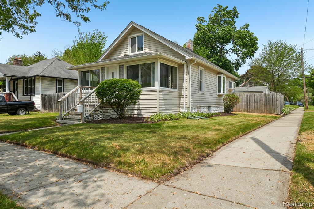 602 Florence Avenue, Royal Oak, MI 48067 — Photo 2