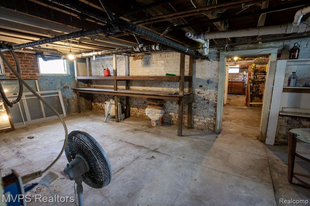 126 Clinton Street, Mount Clemens, MI 48043 — Photo 23