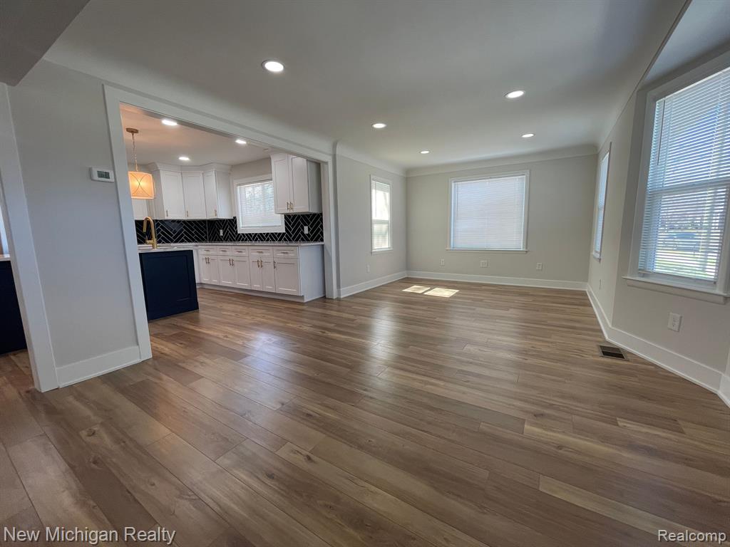 985 W Hazelhurst Street, Ferndale, MI 48220 — Photo 11