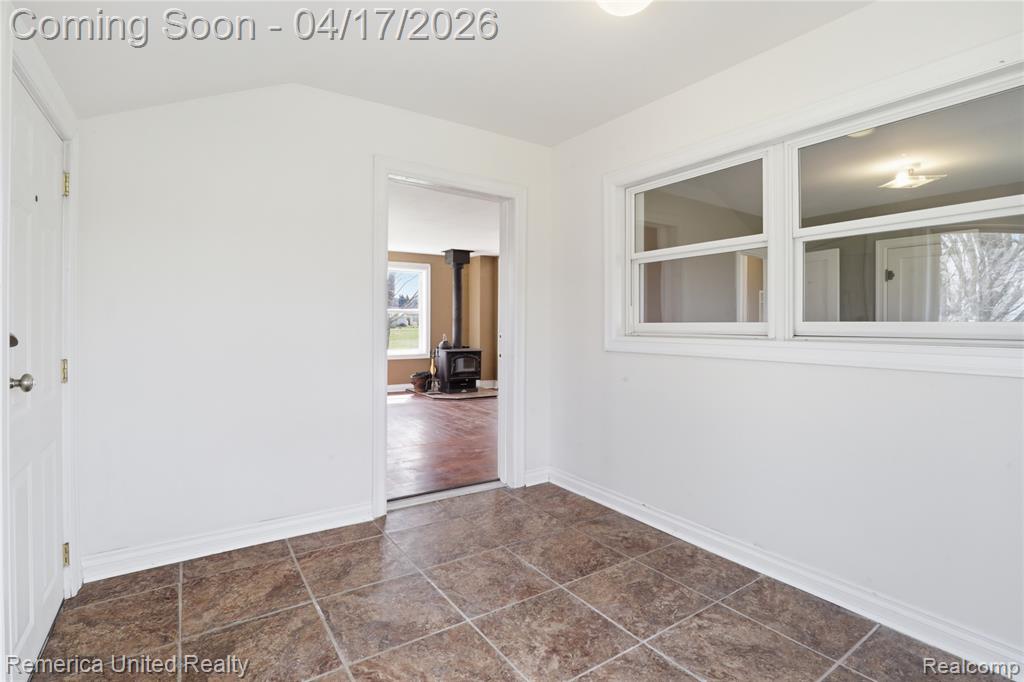 8375 Denton Hill Road, Fenton, MI 48430 — Photo 3