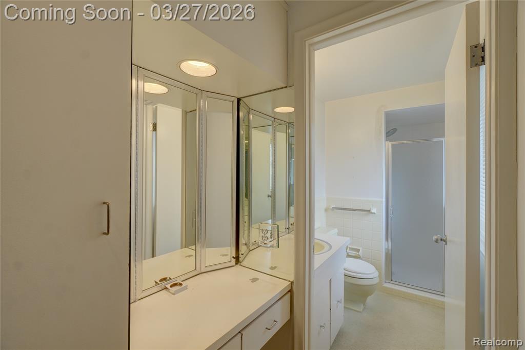 6974 Woodside Trail, West Bloomfield, MI — Photo 21
