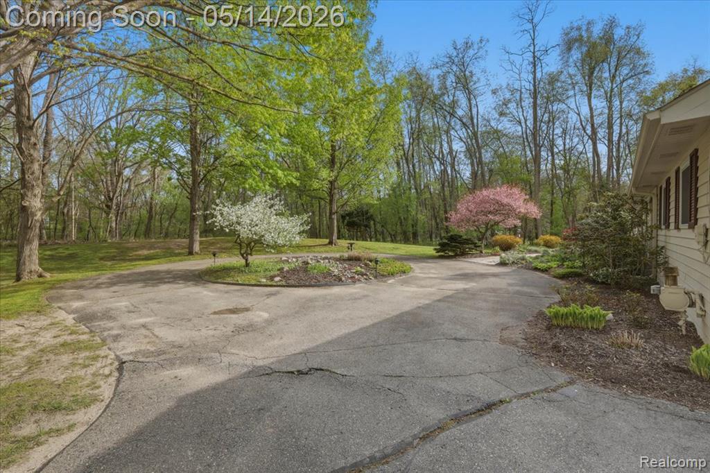 8765 Clement Road, Clarkston, MI — Photo 58