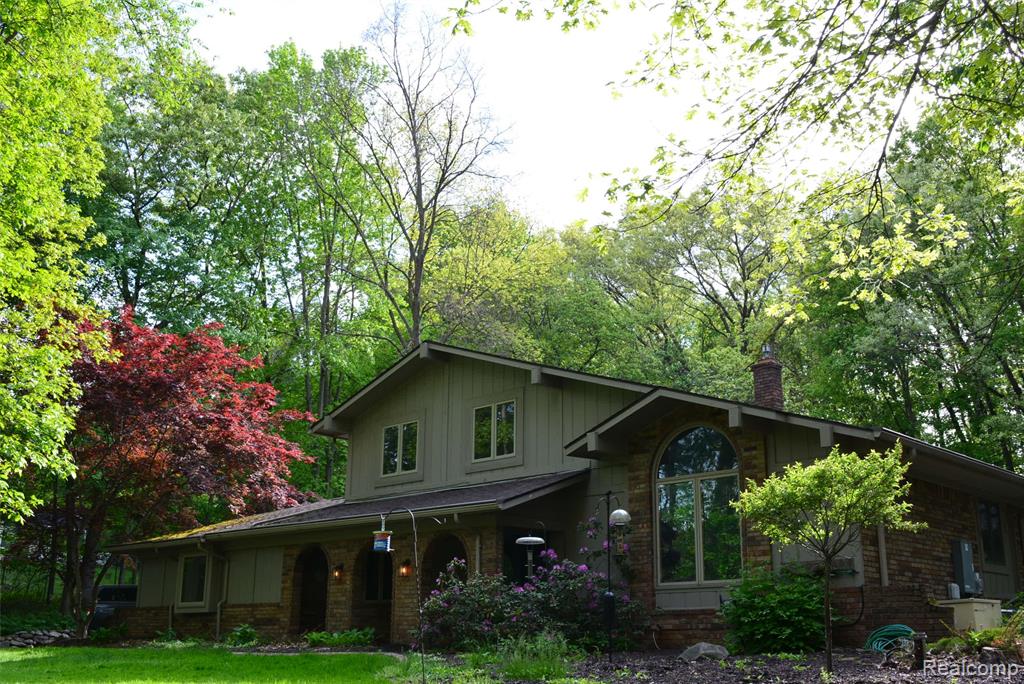 6015 Sundance Trail, Brighton, MI 48116 — Photo 3