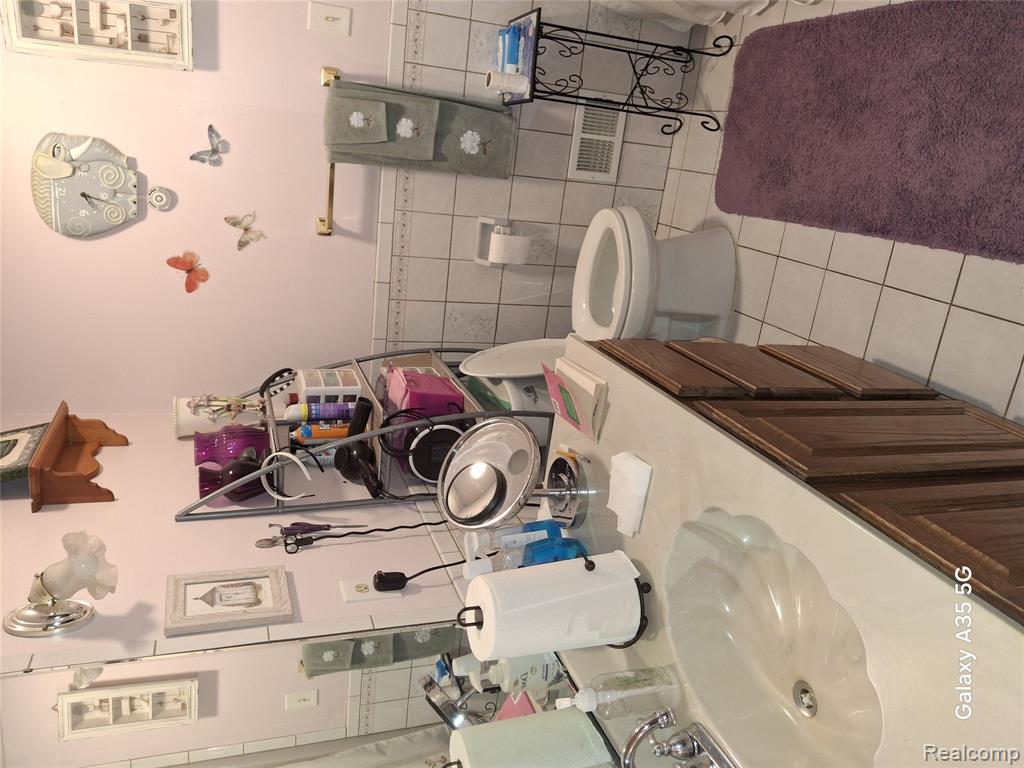 8969 Hyne Road, Brighton, MI 48114 — Photo 19