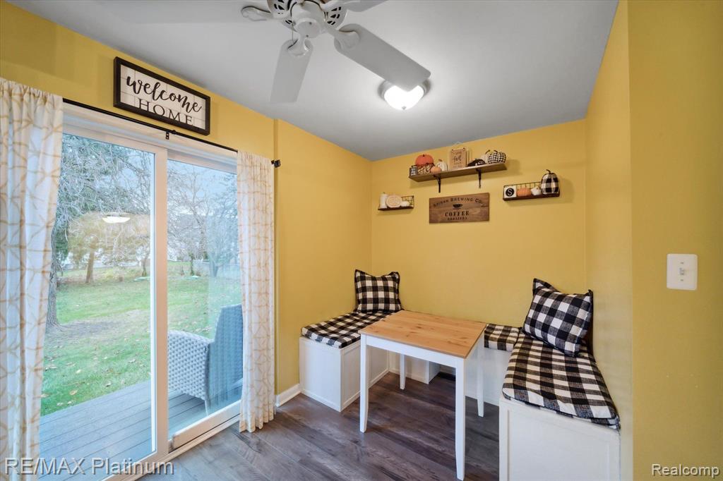 624 RIDDLE Street, Howell, MI 48843 — Photo 9