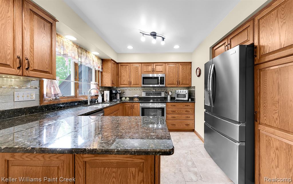 9594 MARQUETTE Road, Wales, MI — Photo 8