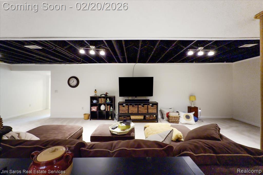 7 Canfield Circle, Dearborn Heights, MI 48127 — Photo 23