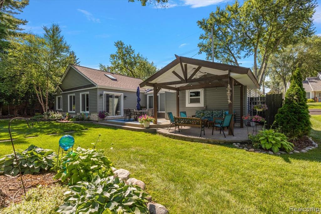 9050 Marilyn Terrace, Commerce Twp, MI 48382 — Photo 55