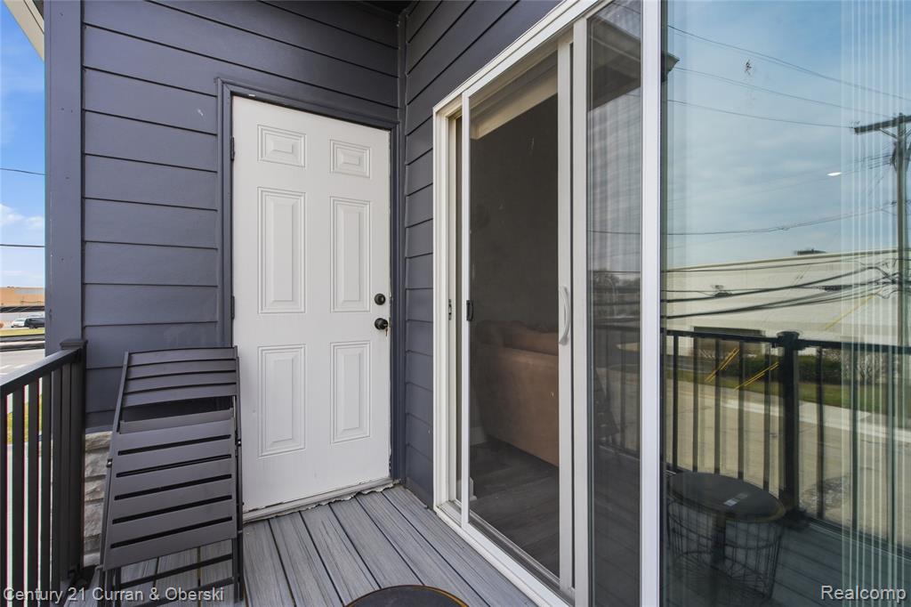 1241 E Woodward Heights Boulevard, Hazel Park, MI 48030 — Photo 3
