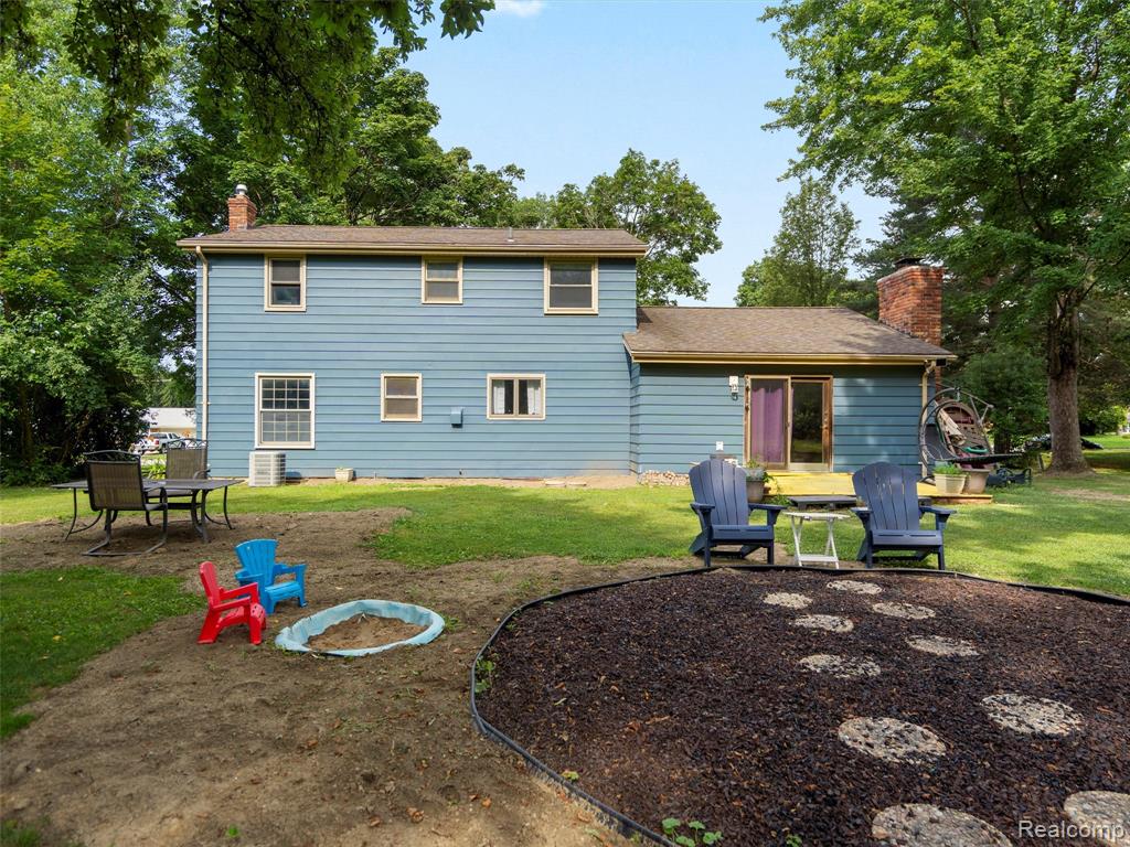 8497 Hickory Hill Drive, Grand Blanc, MI 48439 — Photo 40