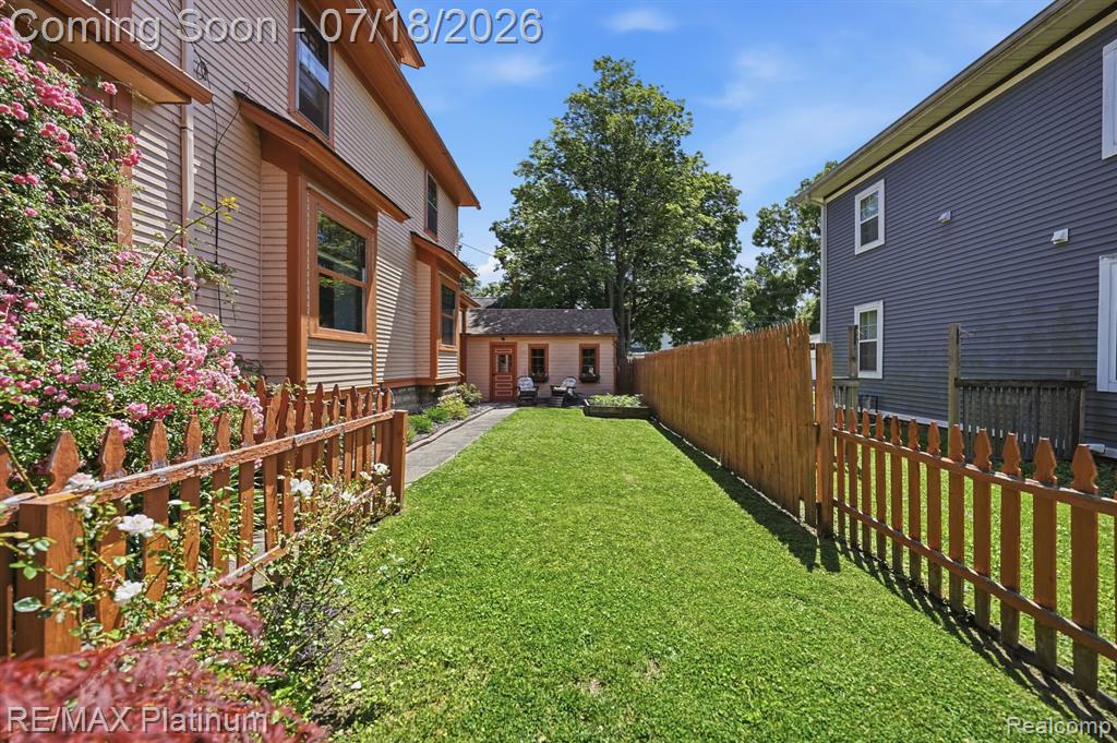 621 N Court Street, Howell, MI 48843 — Photo 51
