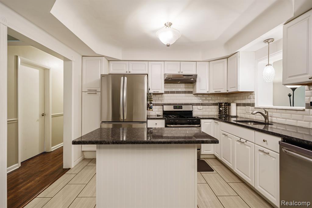 6255 Candler Drive, Shelby Twp, MI 48316 — Photo 11