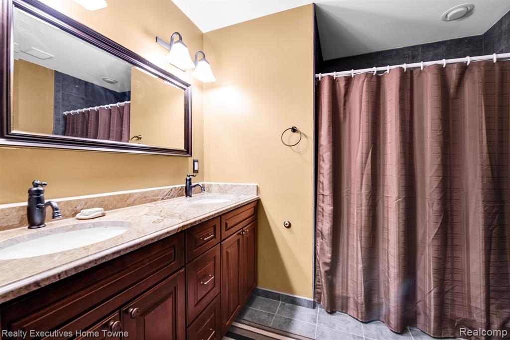1050 WALES RIDGE Road, Wales, MI — Photo 14