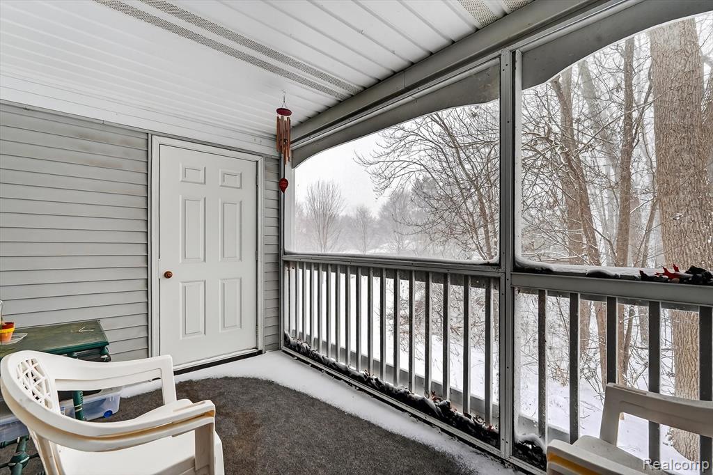 613 Curzon Court, 203, Howell, MI 48843 — Photo 29