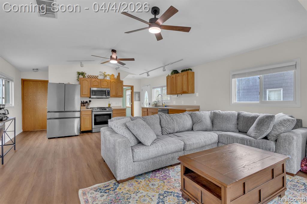9473 Huron, Pinckney, MI 48169 — Photo 6