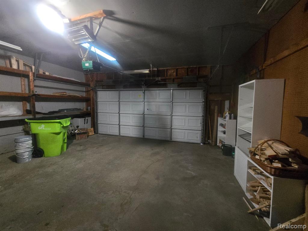 8970 GLASGOW Drive, White Lake, MI — Photo 13