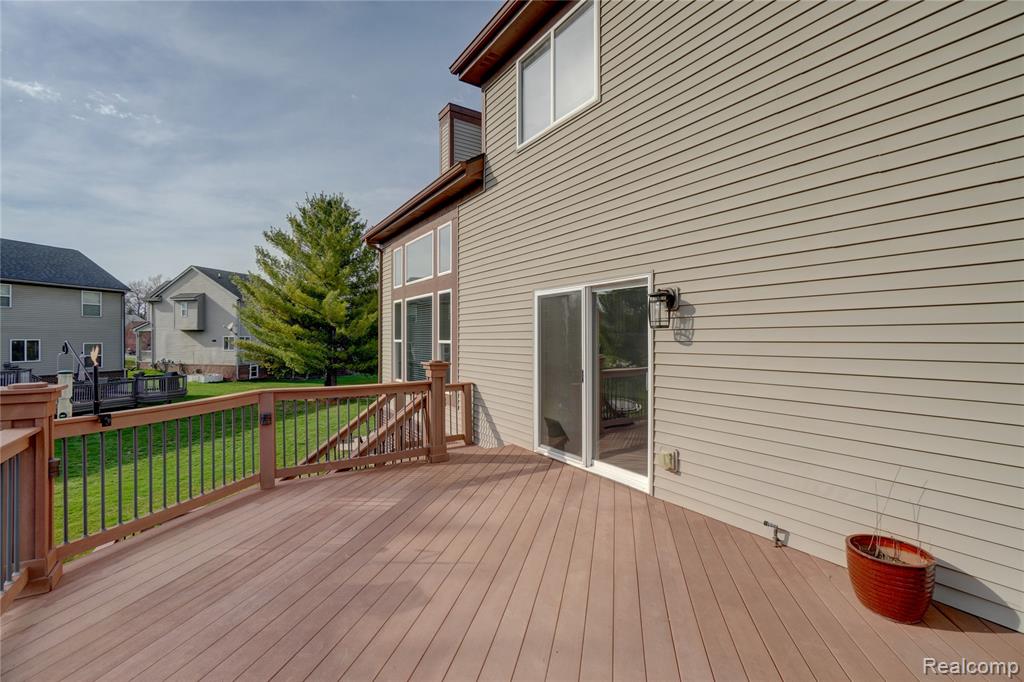 8599 Hummingbird, Commerce Twp, MI 48382 — Photo 13
