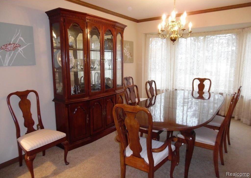 720 SHELLEY Drive, Rochester Hills, MI 48307 — Photo 10