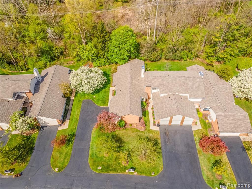 48132 Colony Farm Circle, Plymouth, MI 48170 — Photo 12