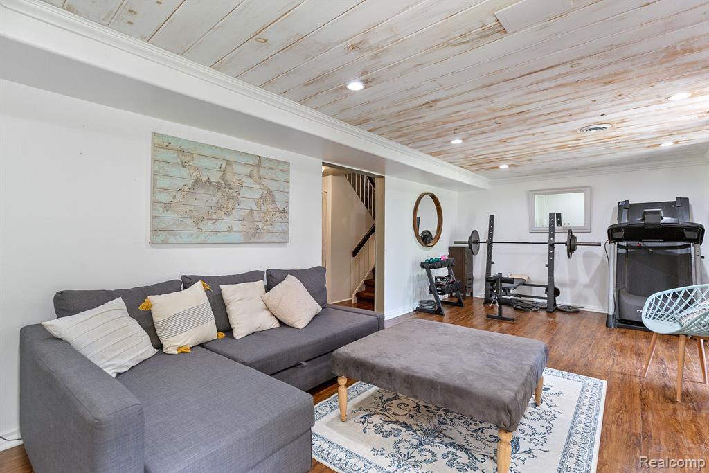 5305 Wright Way S, West Bloomfield, MI — Photo 17