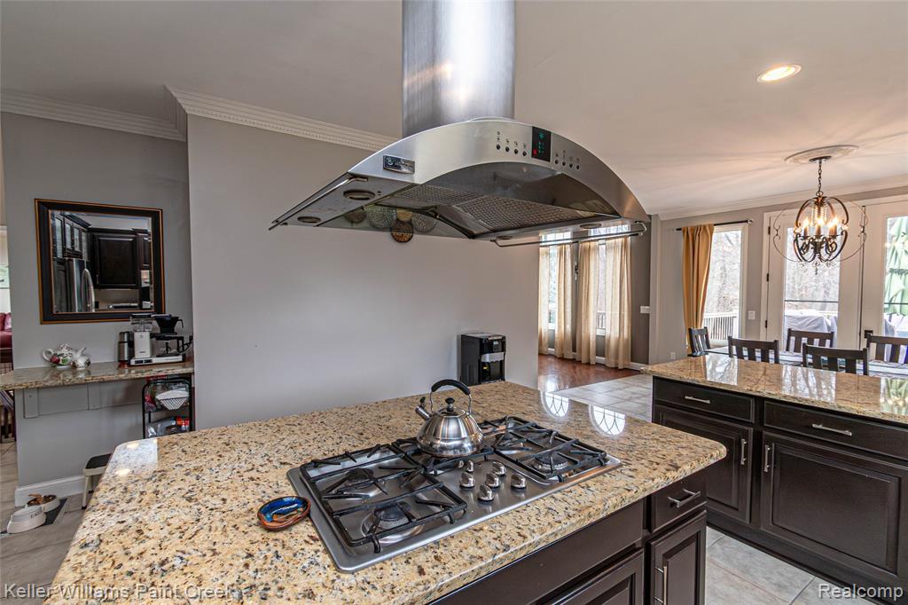 4998 Menominee Lane, Clarkston, MI 48348 — Photo 32