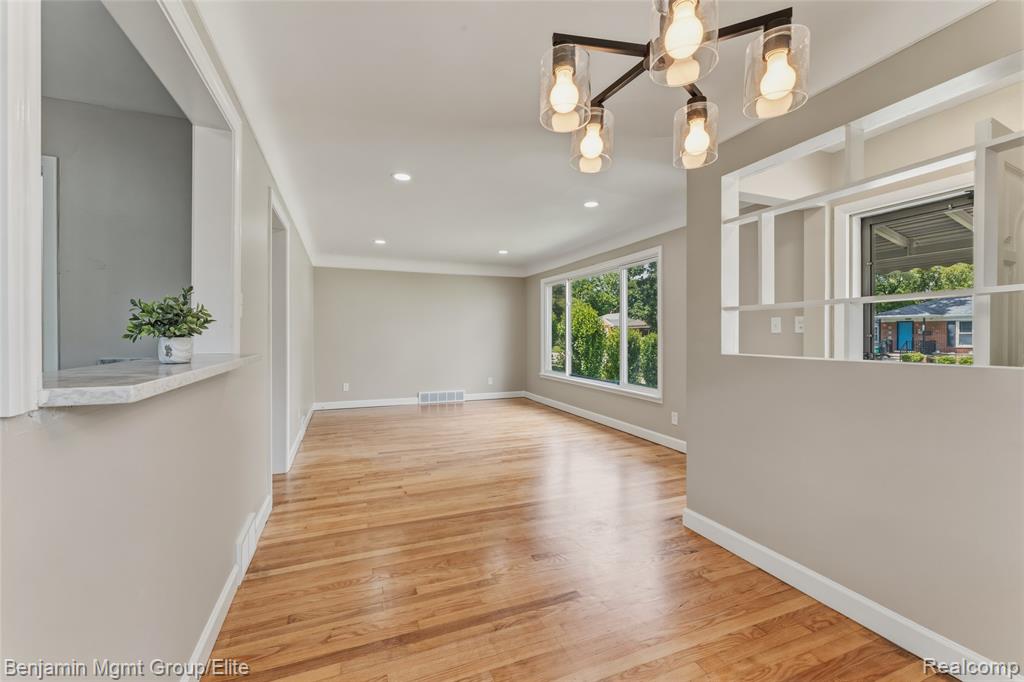 22584 Marine Avenue, Eastpointe, MI 48021 — Photo 5