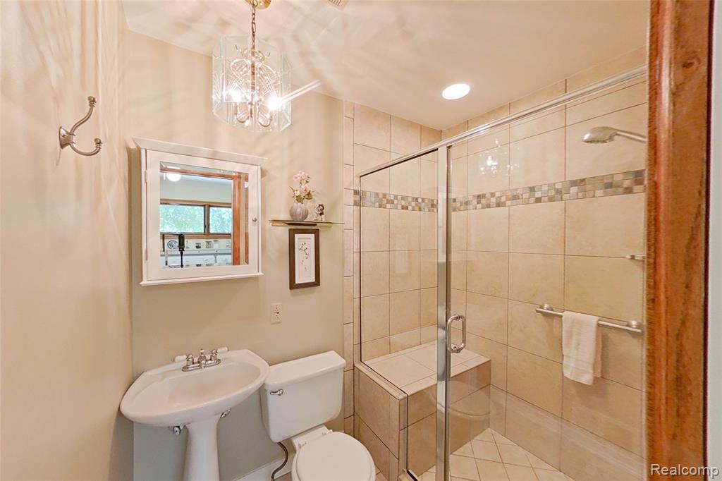 50666 W 9 Mile Road, Novi, MI — Photo 25