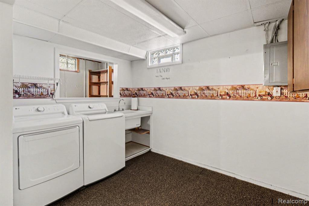 4660 Woodhull Drive, Clarkston, MI — Photo 26
