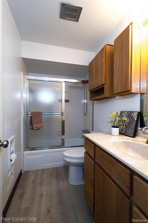 1882 NEWPORTE CT, 242, Royal Oak, MI 48073 — Photo 12