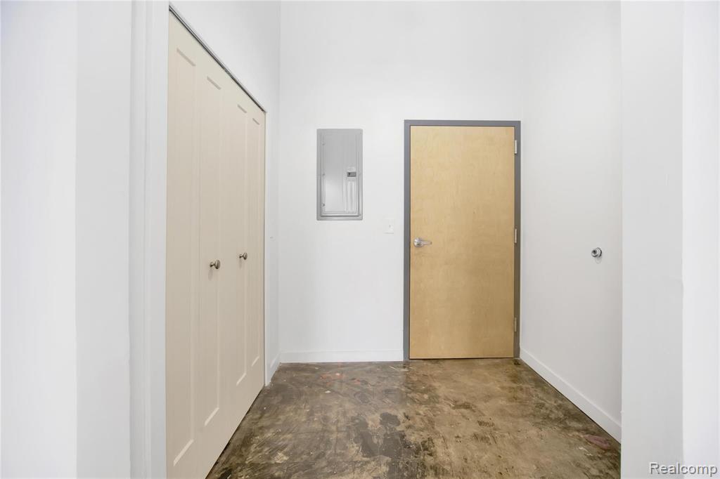 470 BRAINARD Street, Detroit, MI 48201 — Photo 5