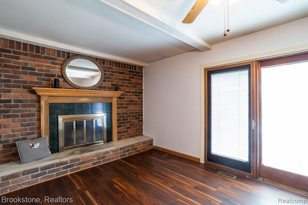 855 Illinois Street, Marysville, MI 48040 — Photo 15