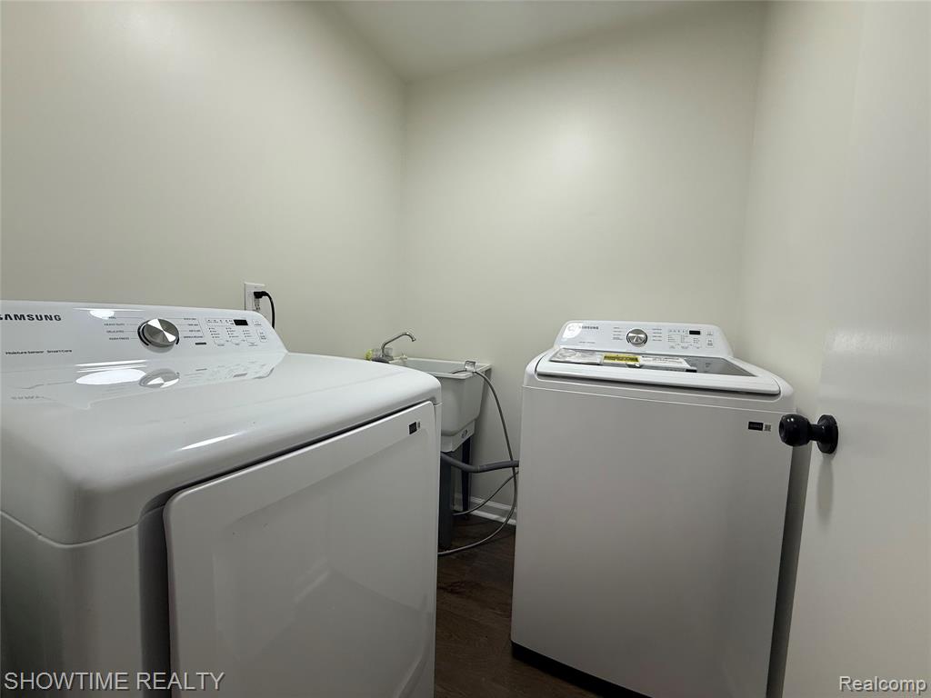45204 Fryer Drive, Macomb, MI 48044 — Photo 16