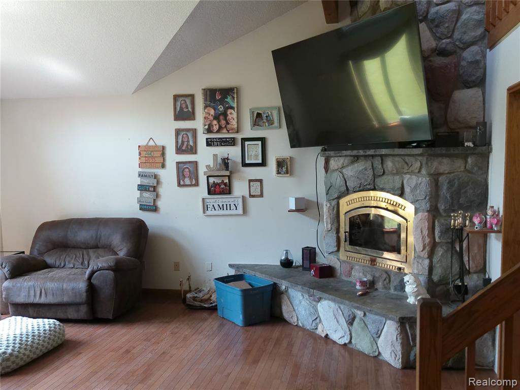 6140 McGuire Road, Fenton, MI 48430 — Photo 19