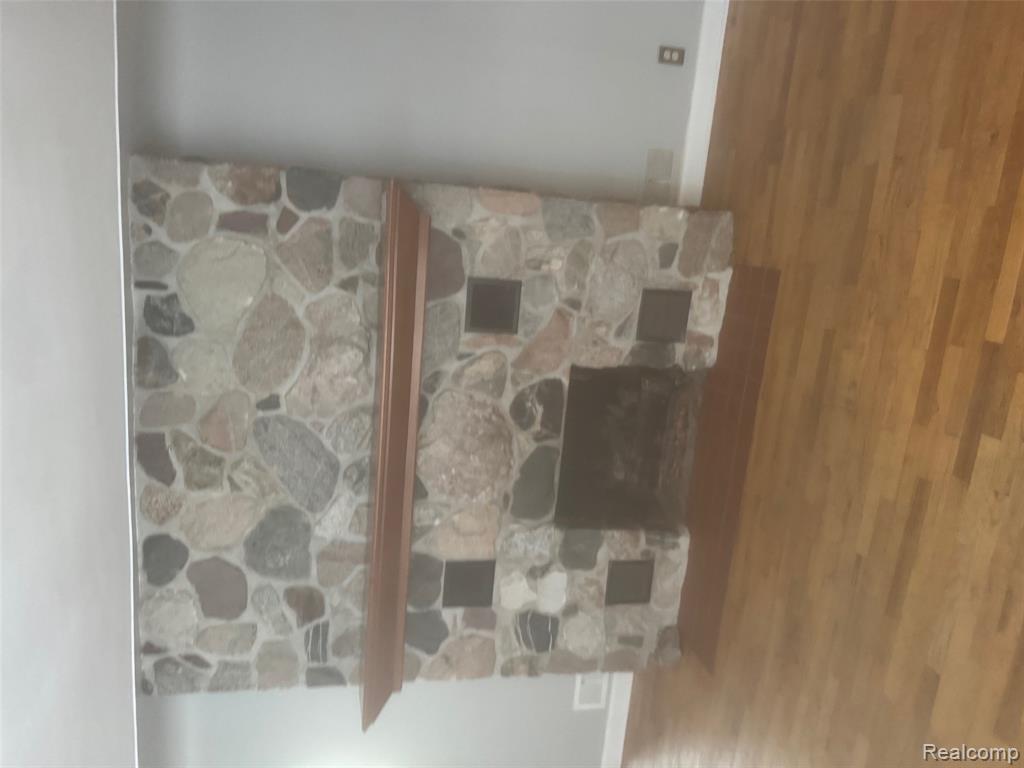 401 Richard Avenue, Lansing, MI 48917 — Photo 8