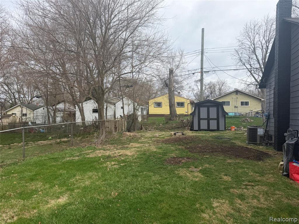 106 W Cornell Avenue, Pontiac, MI 48340 — Photo 18
