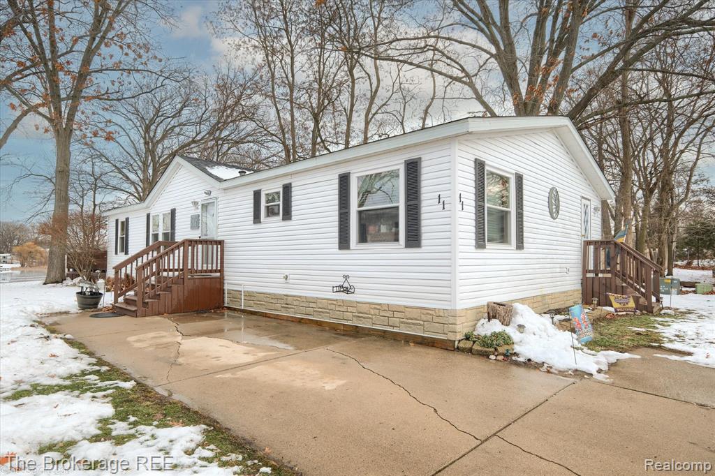 11 Crane Lake Drive, Linden, MI 48451 — Photo 3