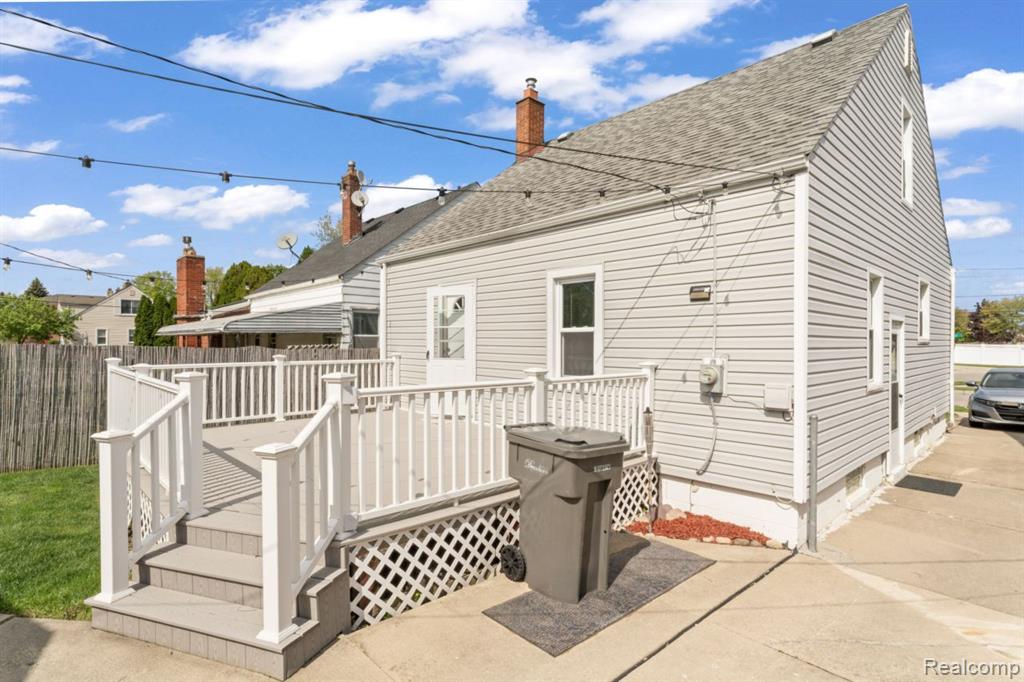 5125 CURTIS Street, Dearborn, MI 48126 — Photo 24