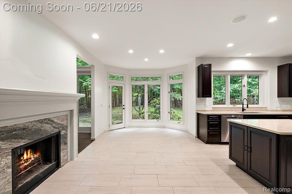 6403 W Oaks Drive, West Bloomfield, MI 48324 — Photo 36