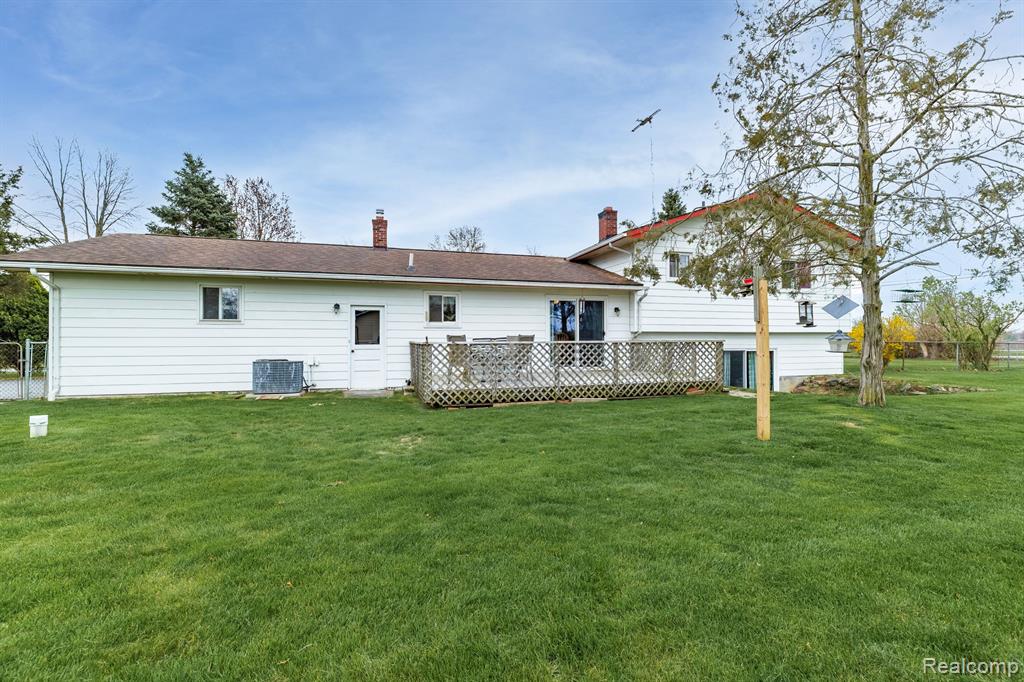 60820 LILLIAN Street, South Lyon, MI 48178 — Photo 25