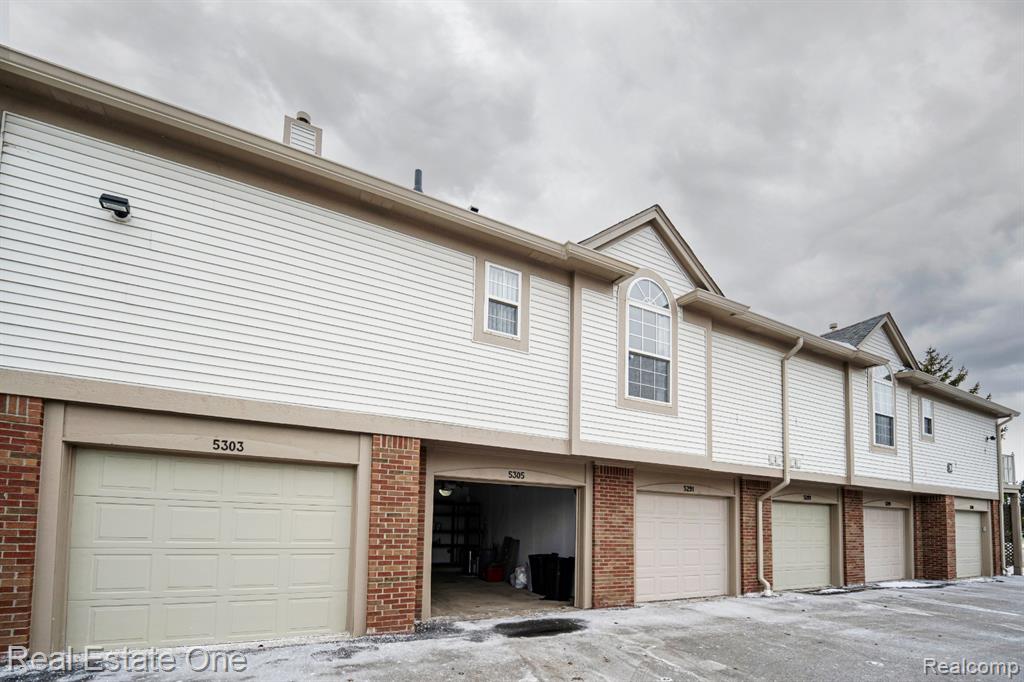 5305 Brookemonte Circle, Rochester, MI 48306 — Photo 34