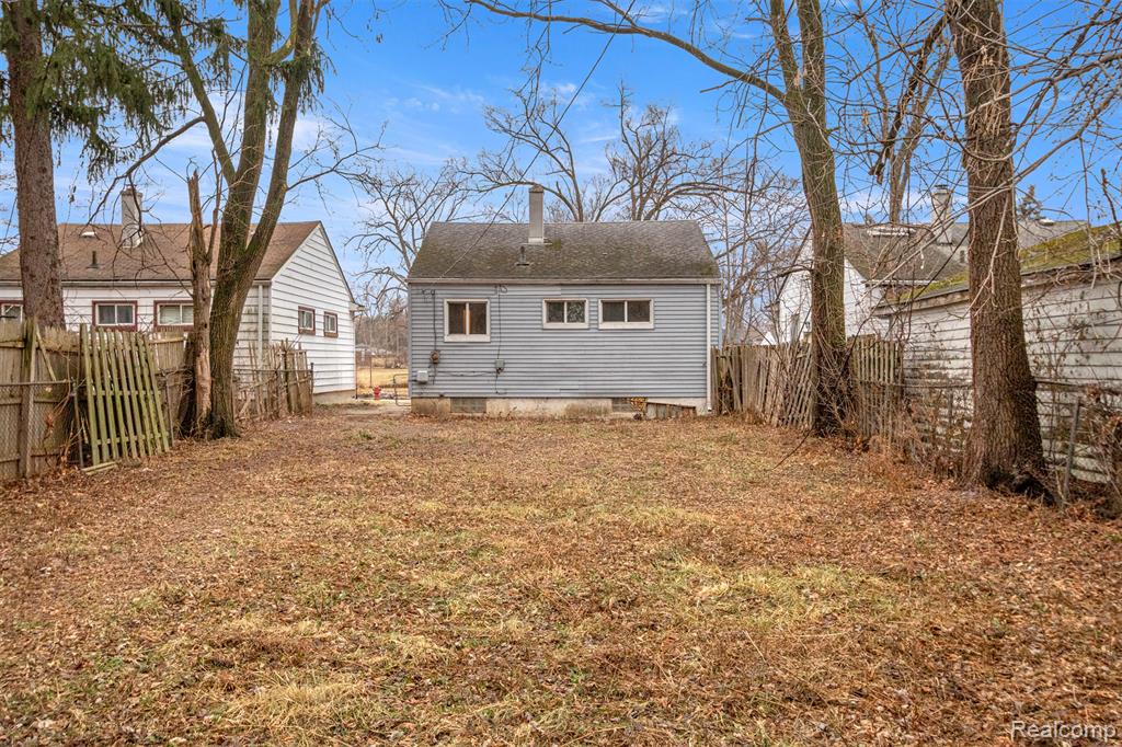 16186 Fenton Street, Detroit, MI 48219 — Photo 24