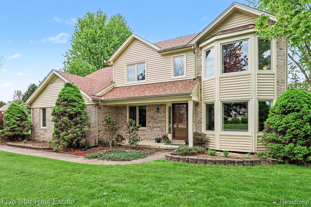 10100 Abrams, Brighton, MI 48114